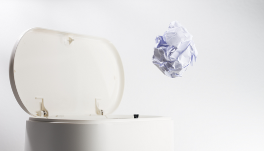 How Writing Down and Discarding Negative Thoughts Helped Me Manage Anxiety