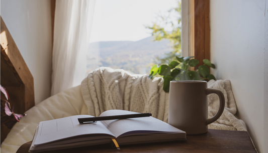 15 Anxiety Journaling Prompts That Helped Me Calm My Mind (Even On My Worst Days)